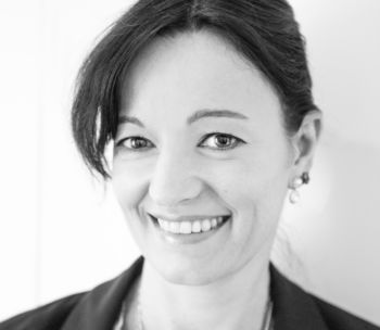 Dr. Esther Heidbüchel