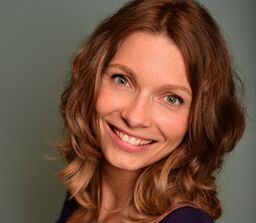 Dr. Lisa Schleker